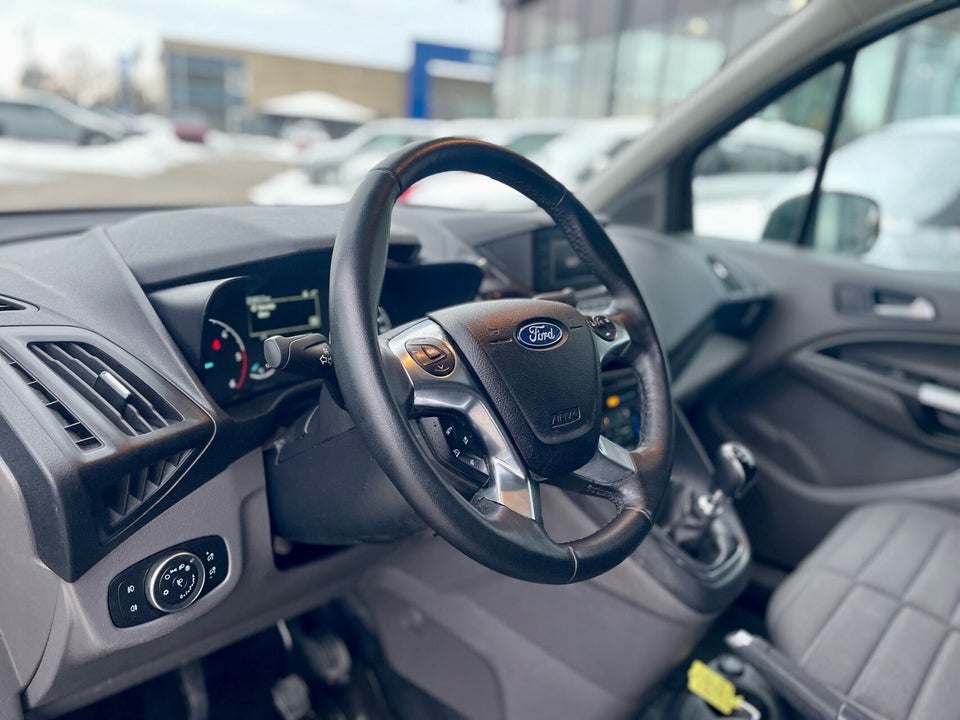 Ford Transit Connect 1,5 EcoBlue Limited kort