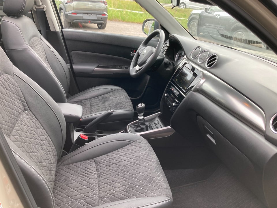 Suzuki Vitara 1,4 mHybrid Adventure 5d