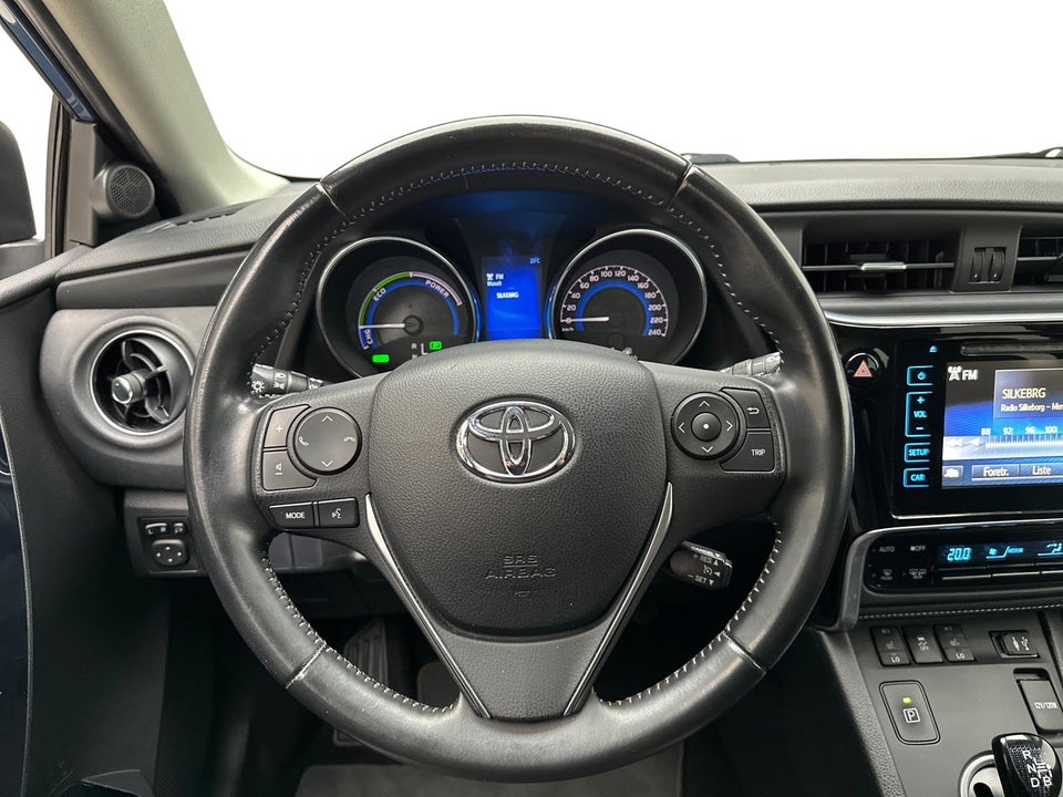 Toyota Auris 1,8 Hybrid H2 Comfort CVT 5d