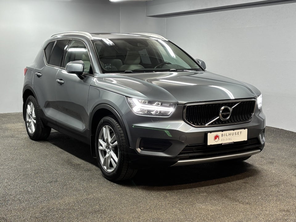 Volvo XC40 2,0 T4 190 Momentum aut. 5d