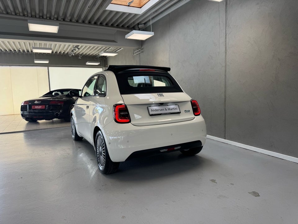 Fiat 500e 42 Icon Pack Cabrio 2d