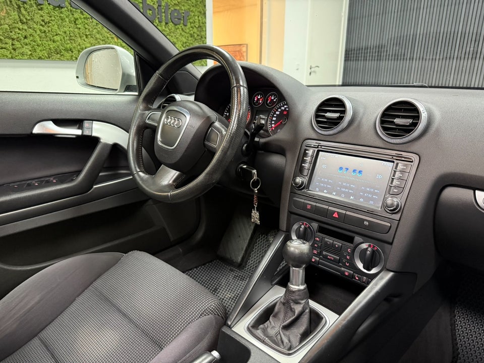 Audi A3 1,9 TDi Attraction Cabriolet 2d