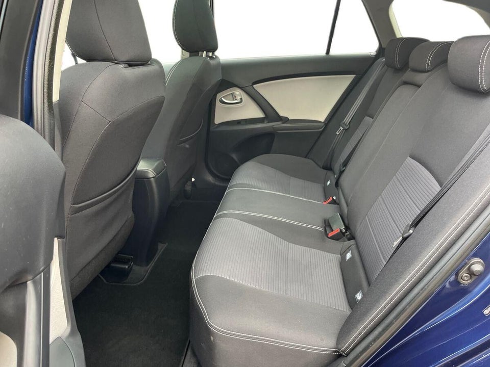Toyota Avensis 1,8 VVT-i T2 Premium Touring Sports MDS 5d