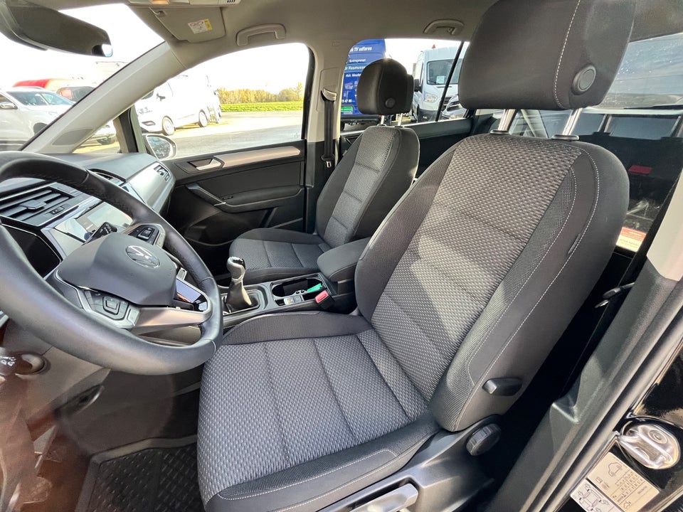 VW Touran 2,0 TDi 122 Comfortline Van 5d