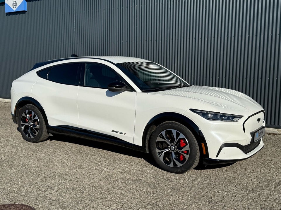 Ford Mustang Mach-E 91 Premium Extended Range AWD 5d