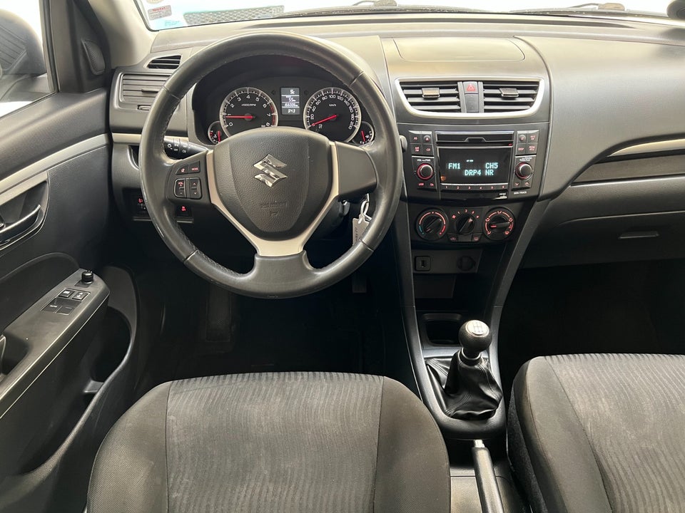 Suzuki Swift 1,2 Young 5d