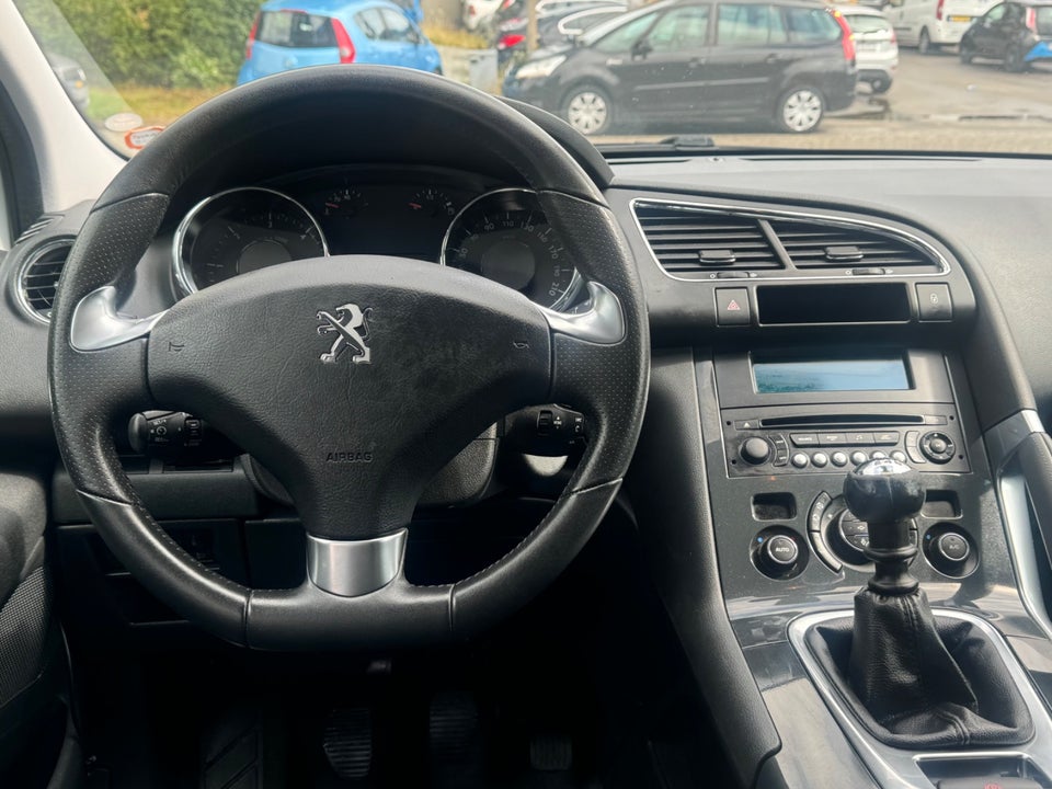 Peugeot 3008 1,6 HDi 114 Style 5d