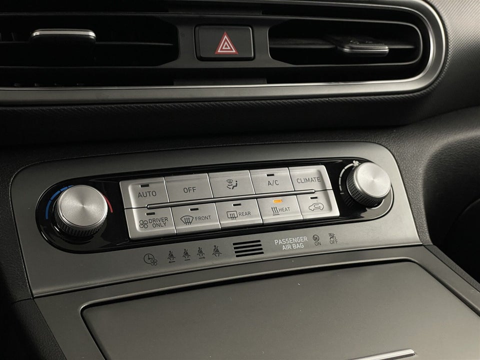 Hyundai Kona 64 EV Ultimate 5d