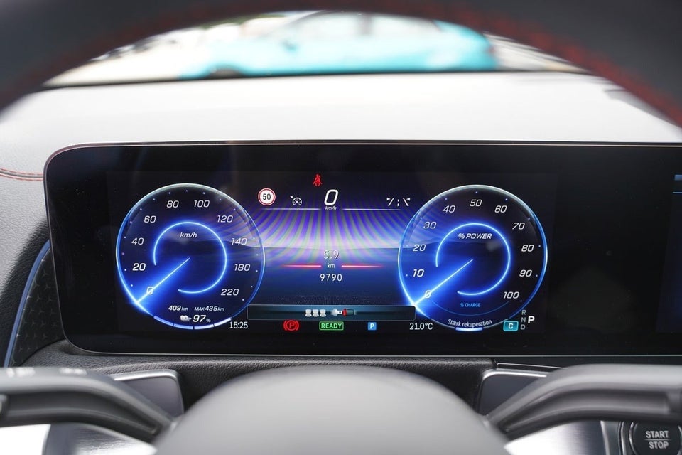 Mercedes EQB300 AMG Line 4Matic 5d