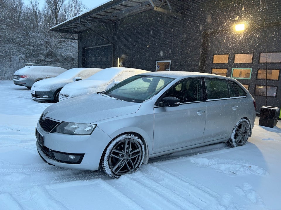 Skoda Rapid 1,4 TSi 125 Ambition Spaceback DSG 5d