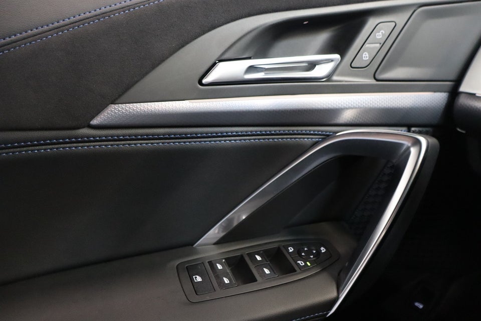 BMW iX2 eDrive20 M-Sport 5d