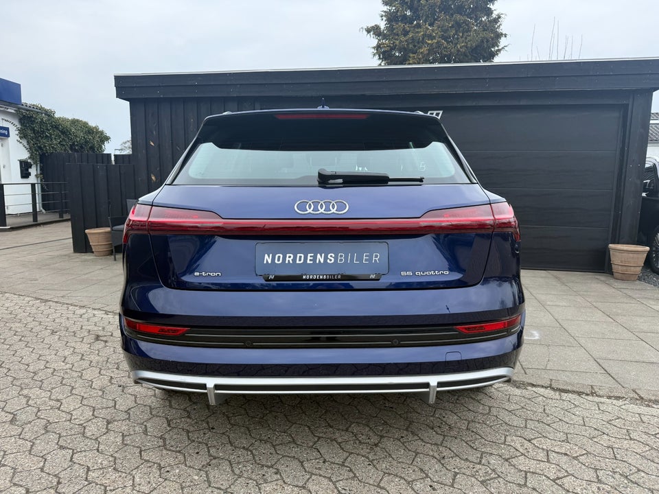 Audi e-tron 55 S-line quattro 5d