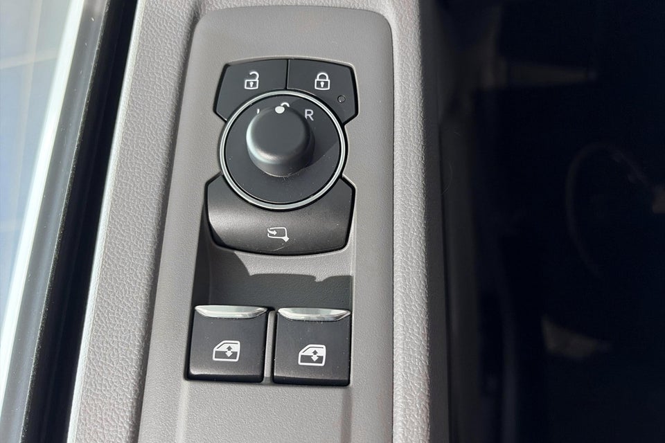 VW Transporter 2,0 TDi 170 Comfort Kassevogn aut. SWB