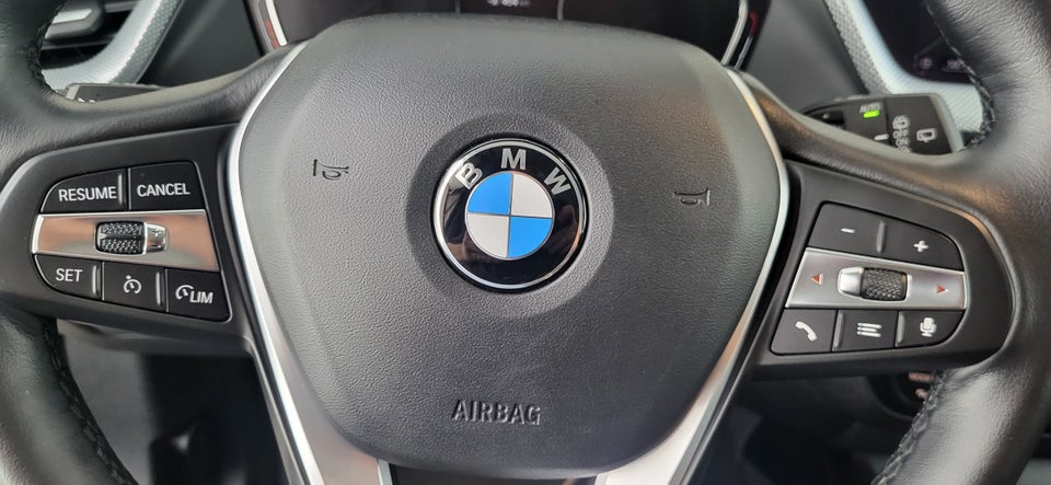 BMW 118i 1,5 Sport Line aut. 5d