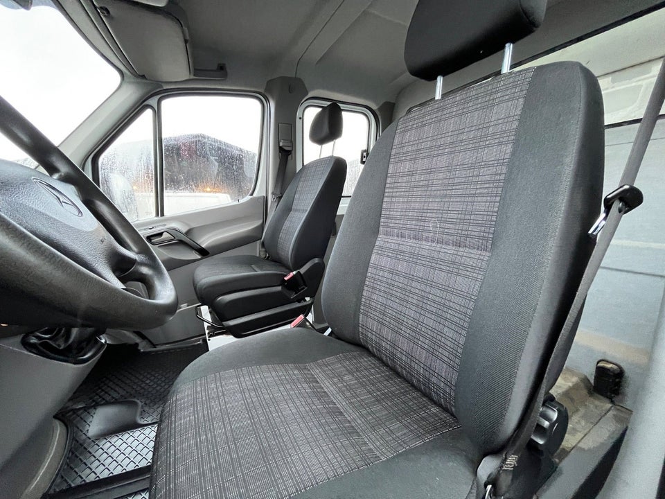 Mercedes Sprinter 516 2,2 CDi A2 Db.Kab RWD 4d