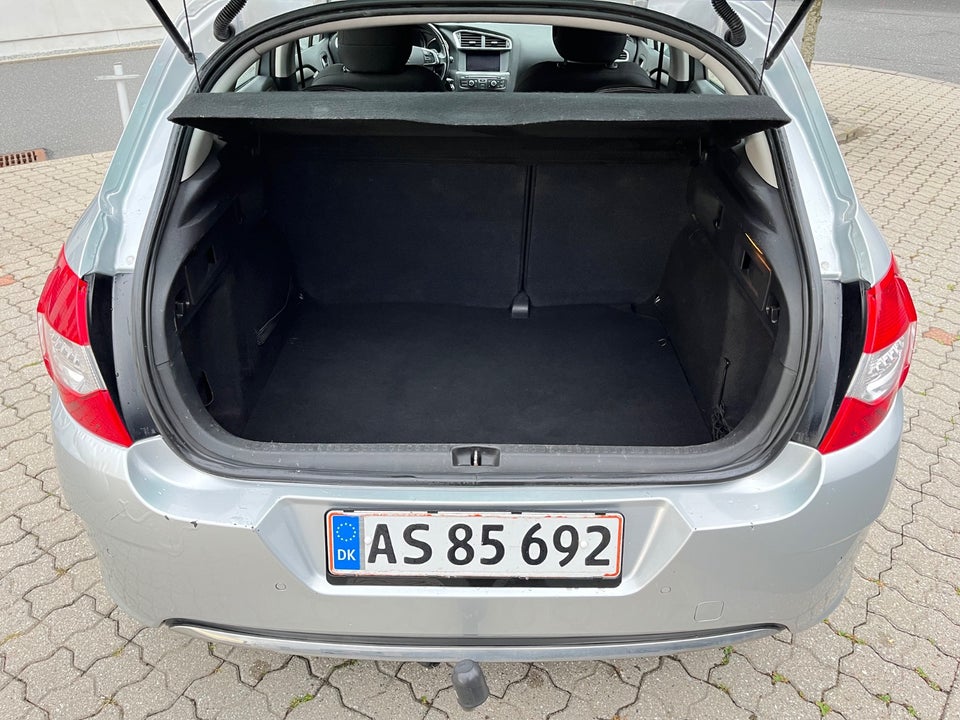 Citroën C4 1,6 e-HDi 112 Seduction E6G 5d