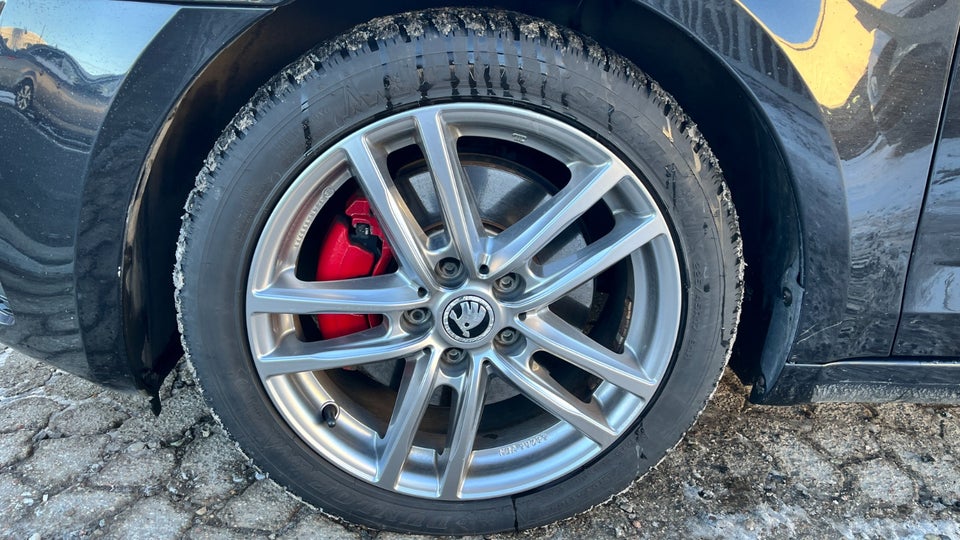 Skoda Octavia 2,0 TDi 184 RS Combi 5d