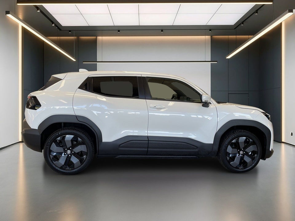 Toyota Urban Cruiser 61 Executive AWD 5d