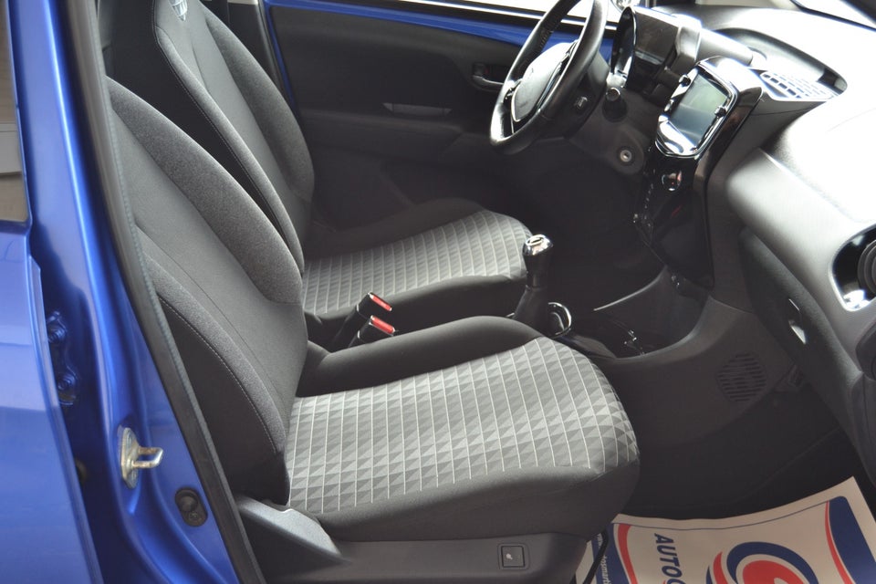 Peugeot 108 1,0 e-VTi 72 Allure+ 5d