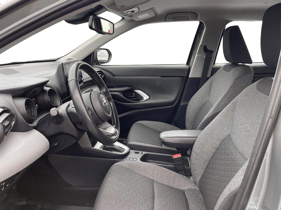 Toyota Yaris Cross 1,5 Hybrid Active e-CVT 5d