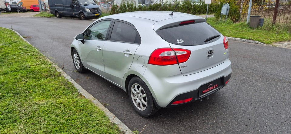 Kia Rio 1,2 CVVT Premium 5d