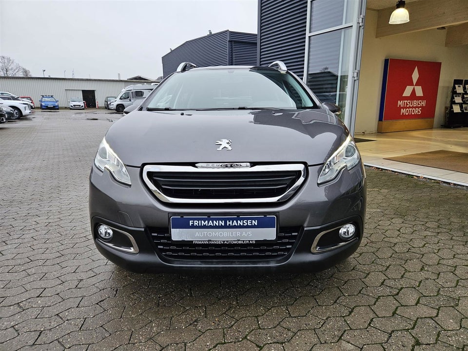 Peugeot 2008 1,2 VTi 82 Plus 5d