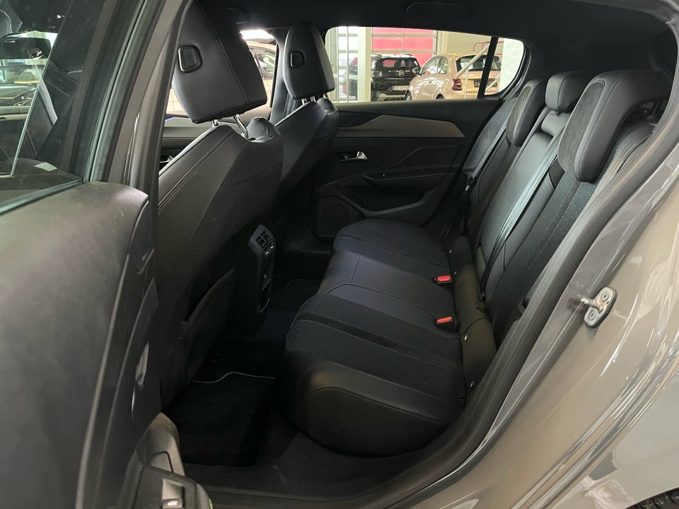 Peugeot e-308 54 First Edition 5d