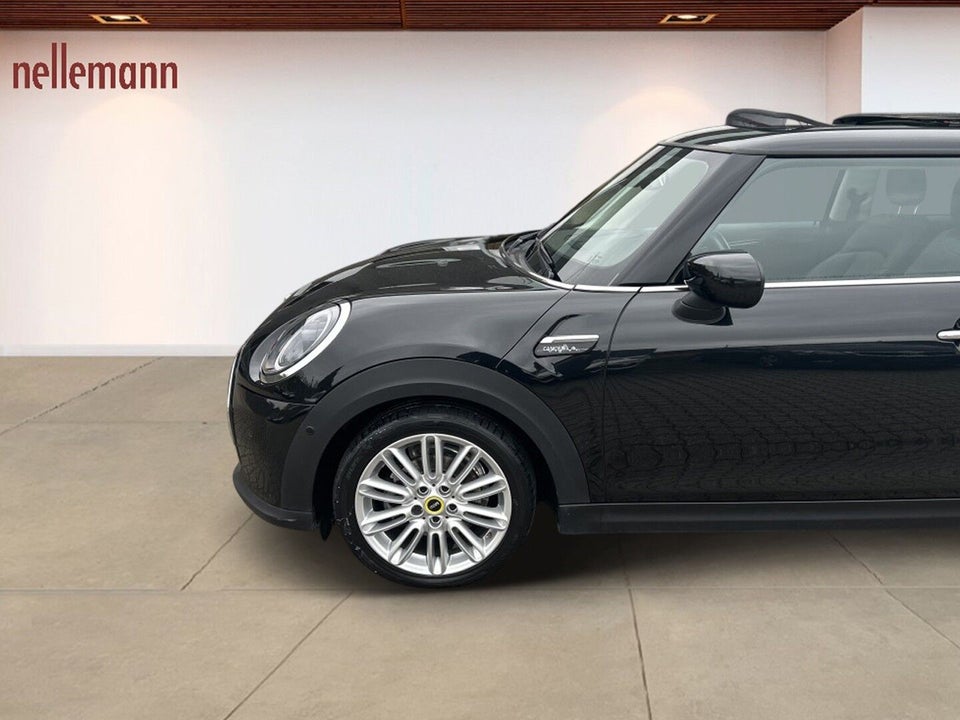 MINI Cooper SE Camden Edition 3d