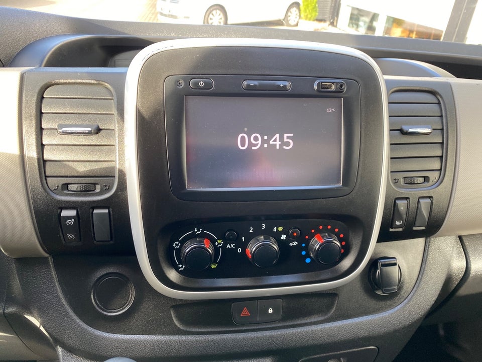 Renault Trafic T29 1,6 dCi 120 L2H1