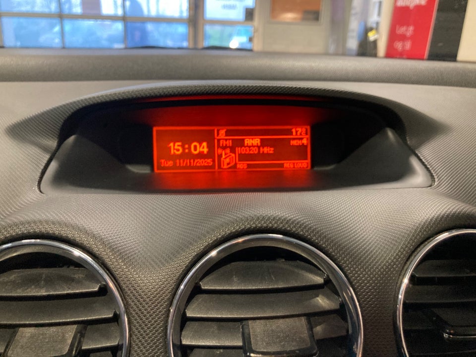 Peugeot 308 1,6 HDi 90 Premium SW 5d