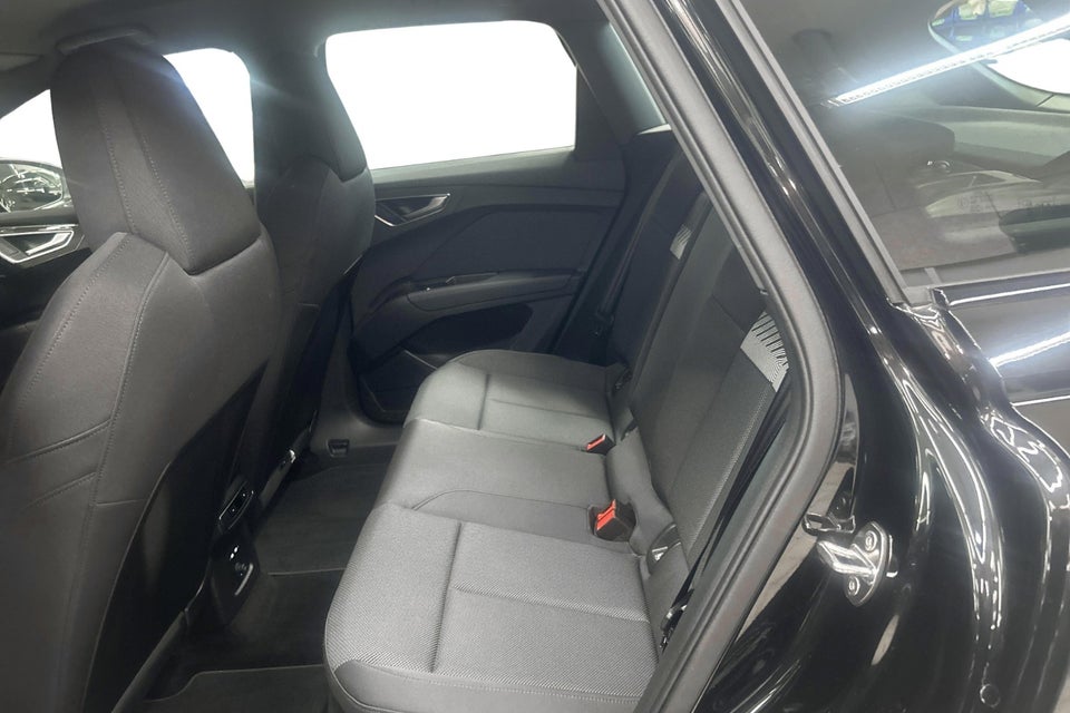 Audi Q4 e-tron 45 Progress 5d