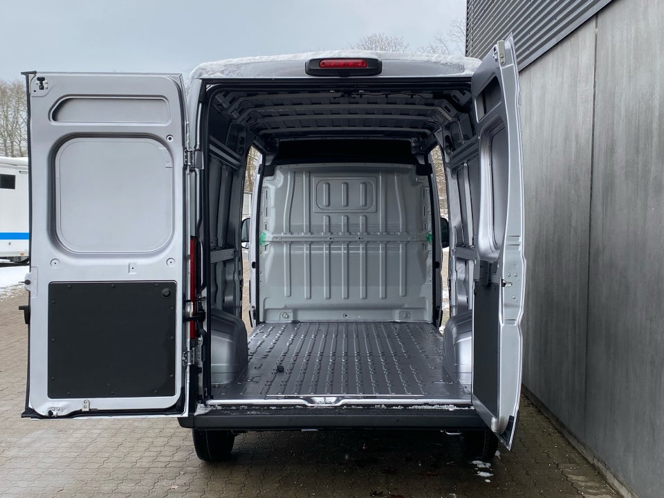 Fiat Ducato 35 Maxi 2,2 MJT 140 Kassevogn L3H2 Pro