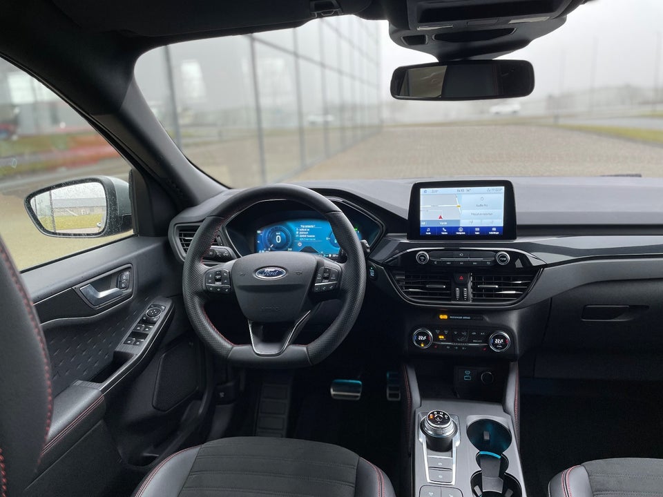 Ford Kuga 2,5 PHEV ST-Line X CVT 5d