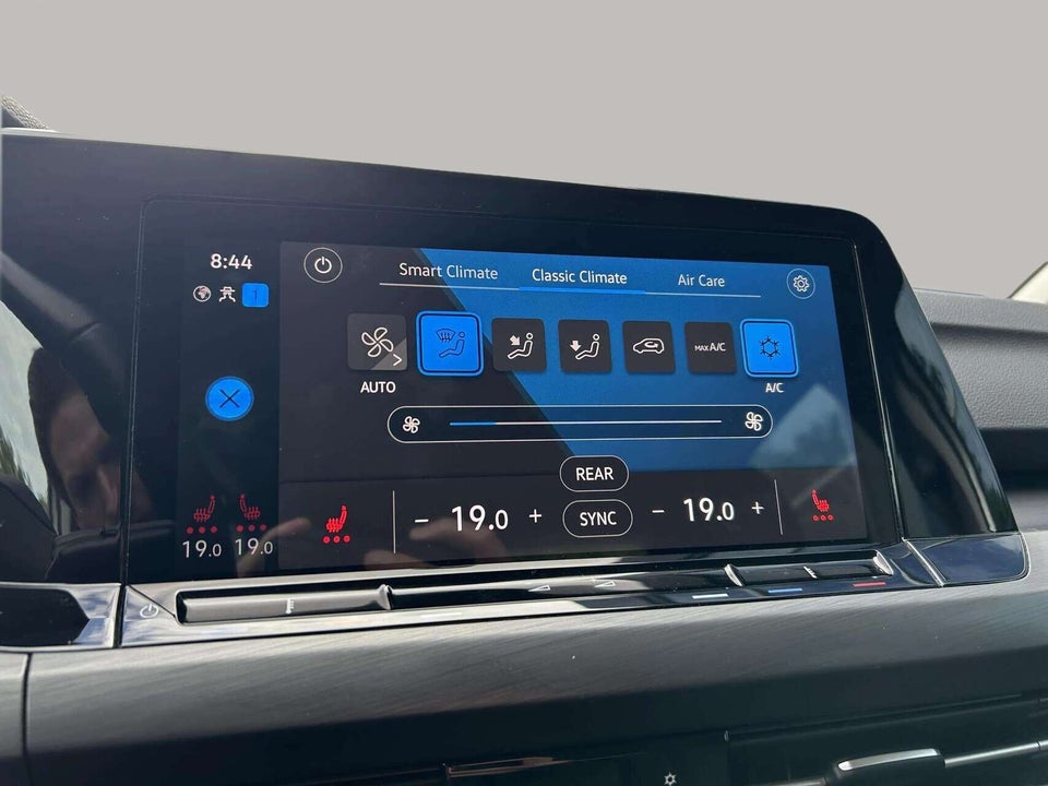 VW Golf VIII 1,4 eHybrid DSG 5d