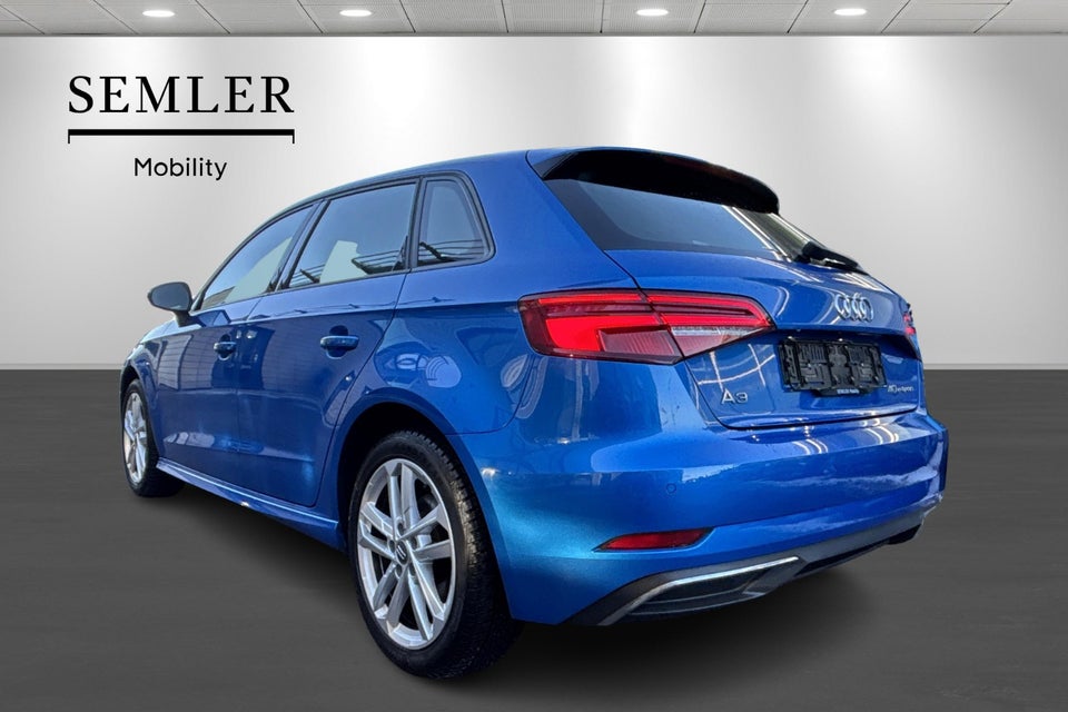 Audi A3 1,4 e-tron S-line Sportback S-tr. 5d