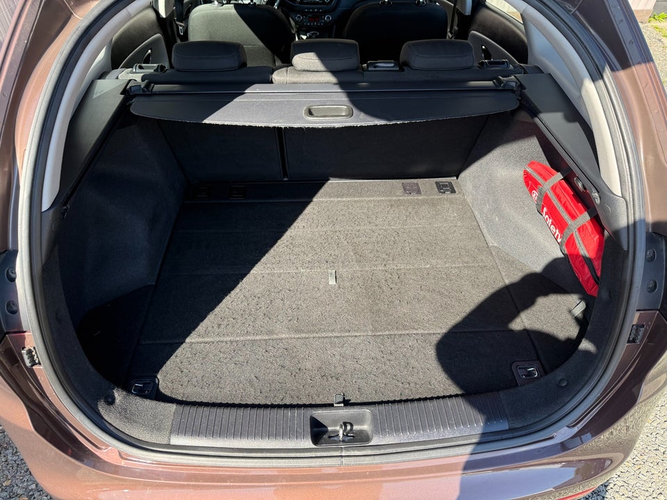 Kia Ceed 1,6 GDi Premium SW DCT 5d