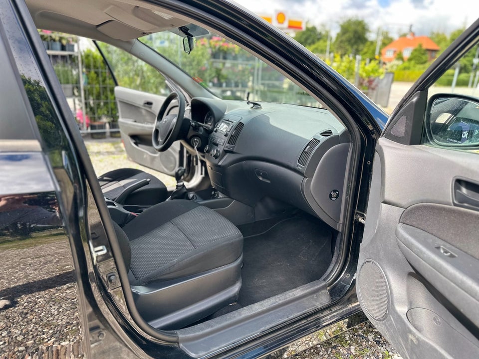 Hyundai i30 1,4 CVVT Comfort 5d