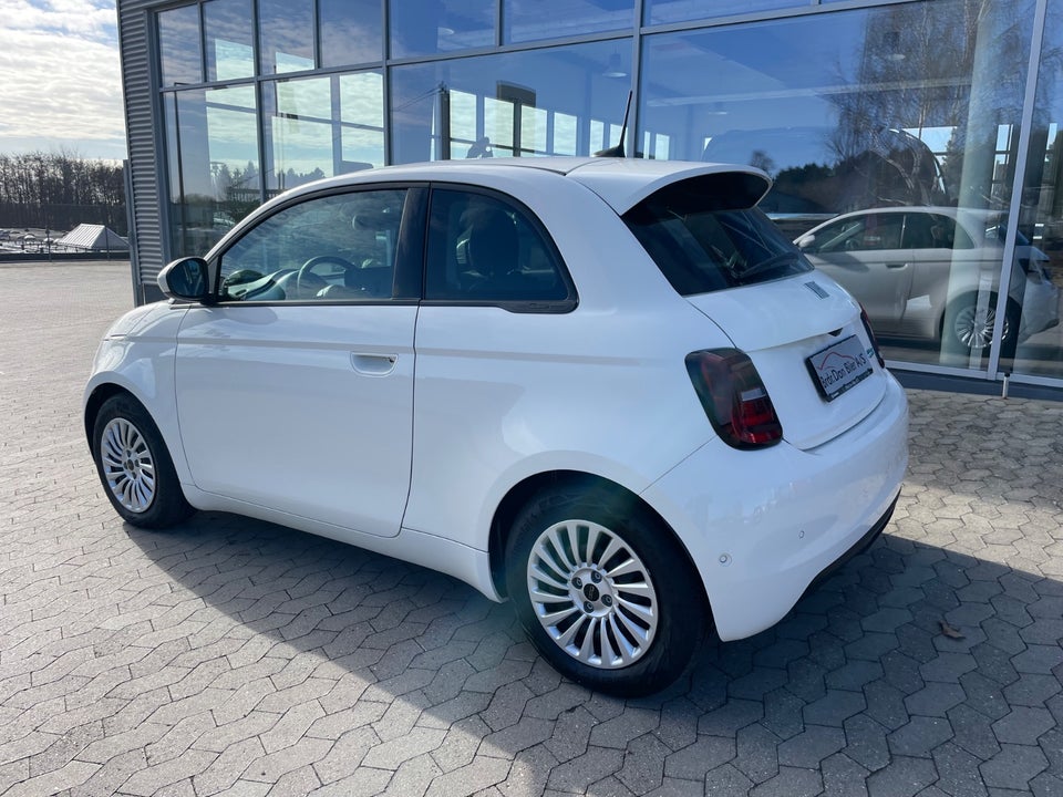 Fiat 500e 42 Icon 3d
