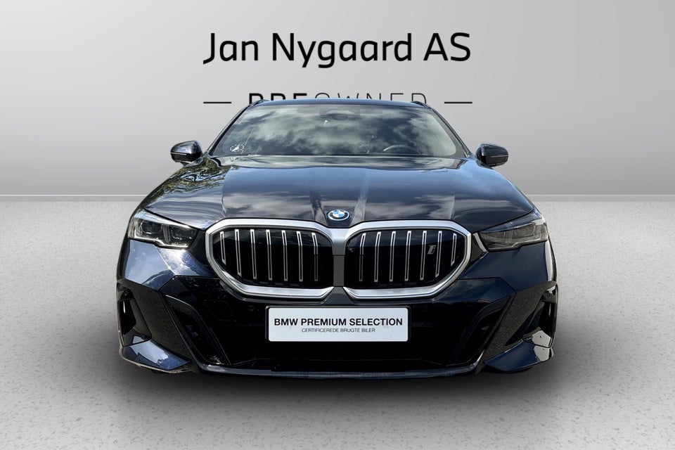 BMW i5 eDrive40 Touring Fully Charged M-Sport 5d
