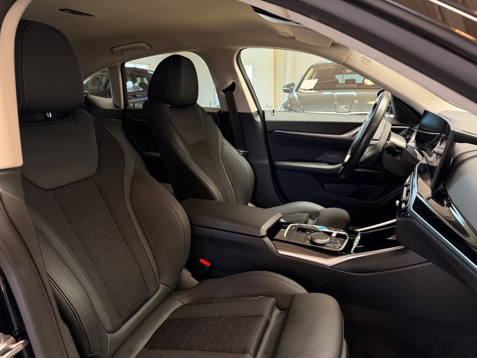 BMW i4 eDrive35 Charged 5d