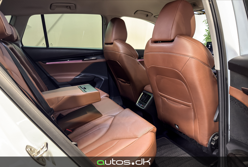 Skoda Enyaq 80 iV ecoSuite 5d