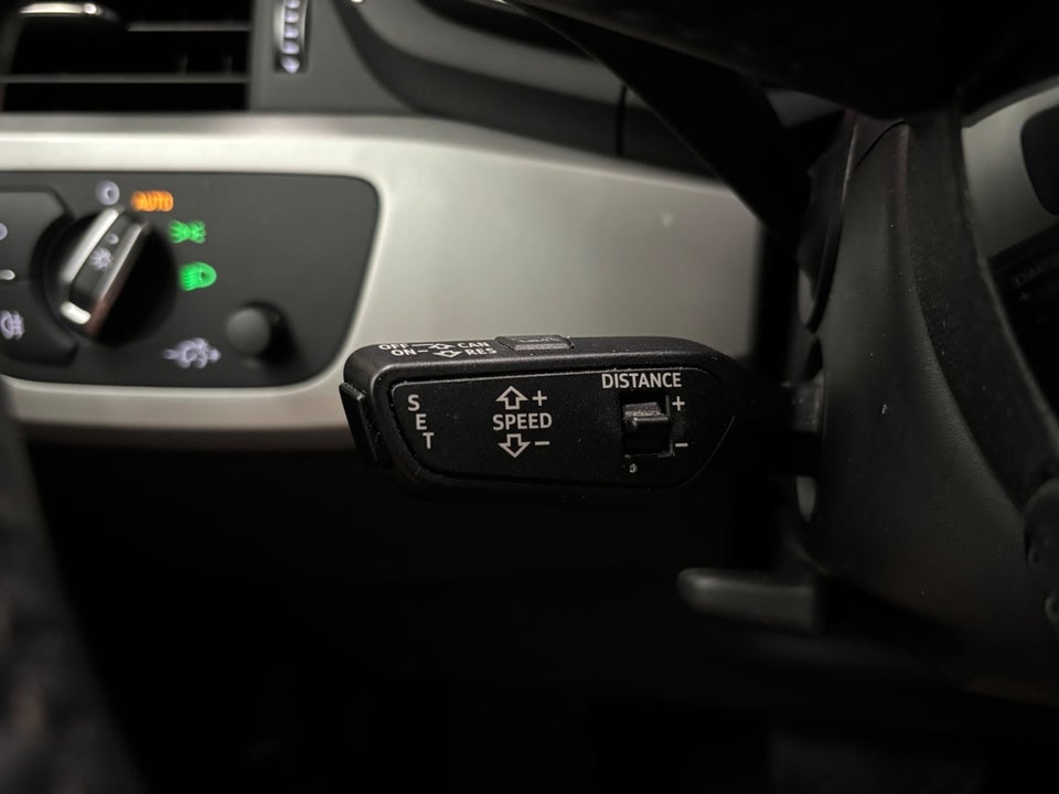 Audi A4 35 TFSi Prestige Avant S-tr. 5d