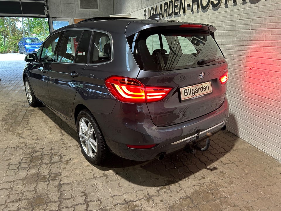 BMW 220i 2,0 Active Tourer Luxury Line aut. 5d