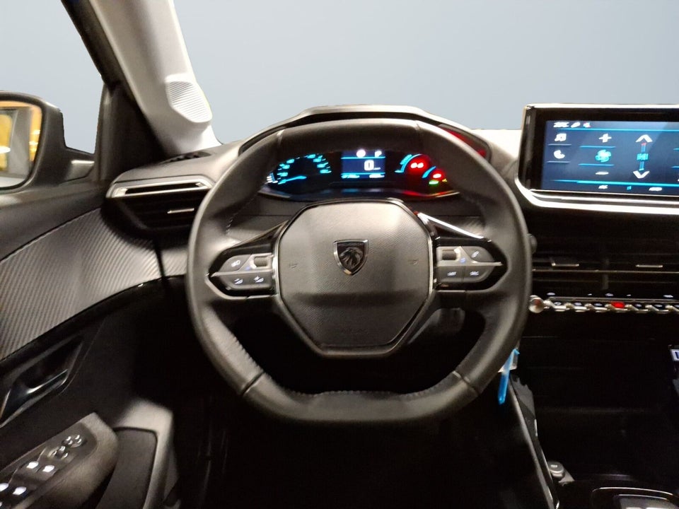 Peugeot e-208 50 Style 5d