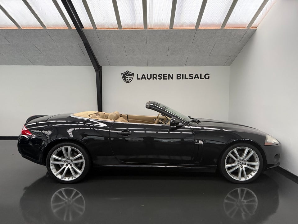 Jaguar XK 4,2 V8 Convertible aut. 2d