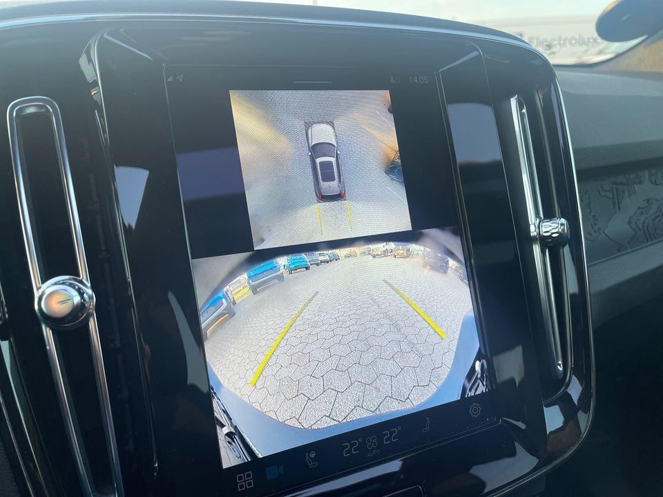 Volvo EX40 Extended Range Black Edition 5d