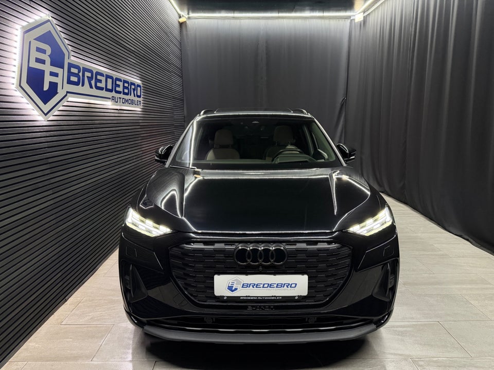 Audi Q4 e-tron 55 S-line quattro 5d