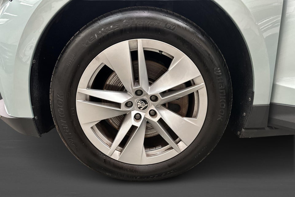 Skoda Enyaq 80 iV Premium 5d