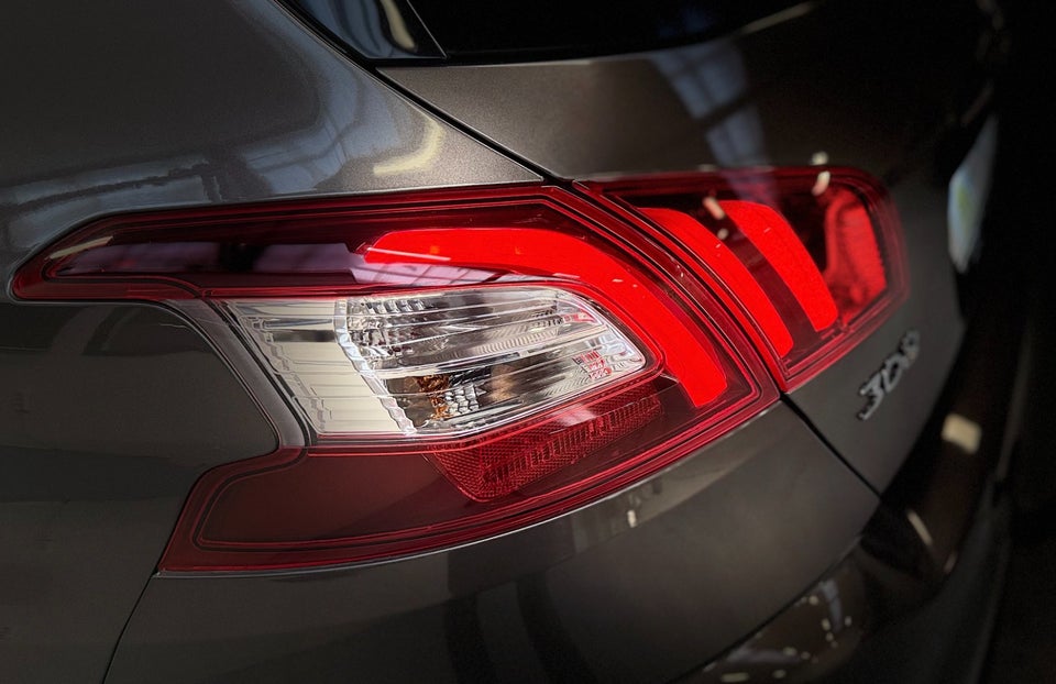 Peugeot 308 1,6 BlueHDi 120 Style 5d