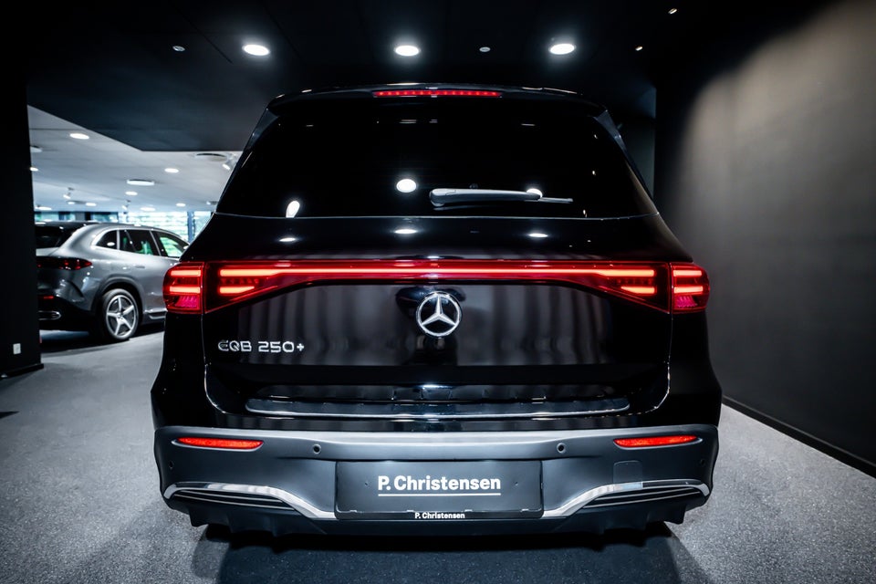 Mercedes EQB250+ AMG Advance 7prs 5d